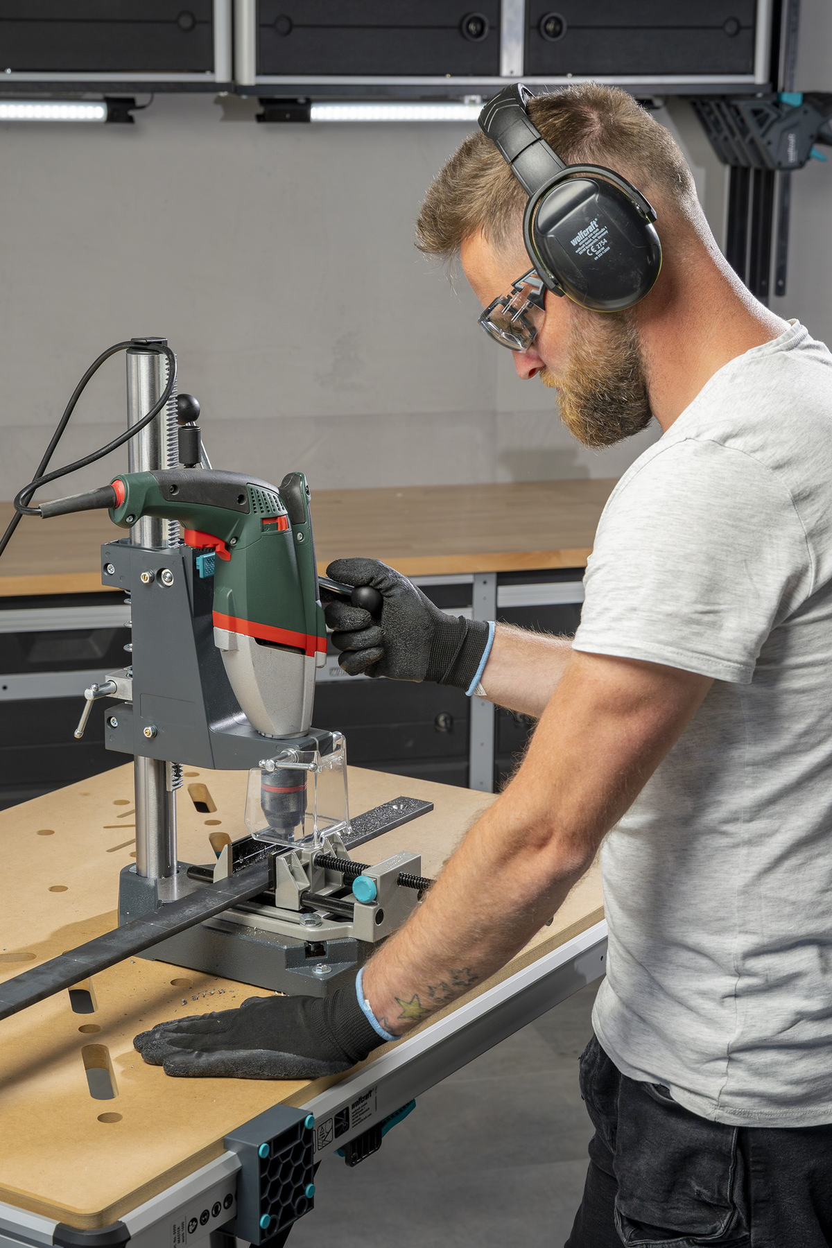 Accessories for drills and cordless screwdrivers