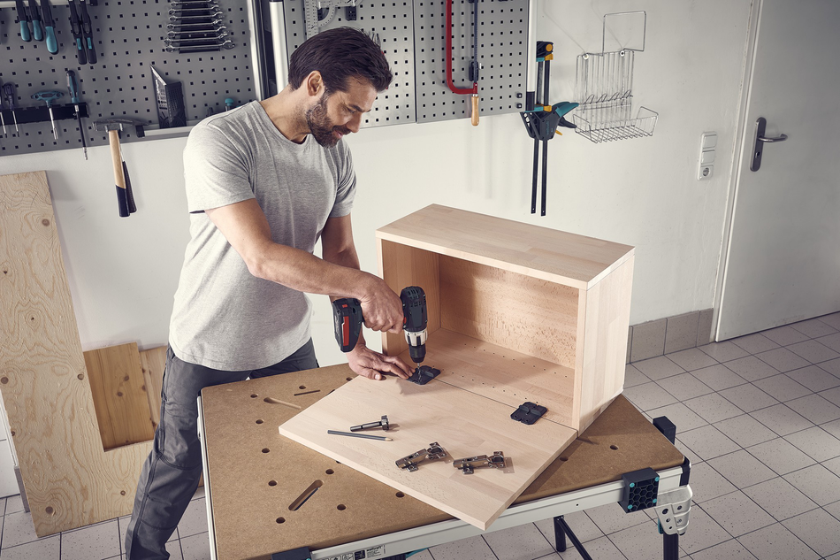 Project Set for Installing Ø 35 mm Cup Hinges