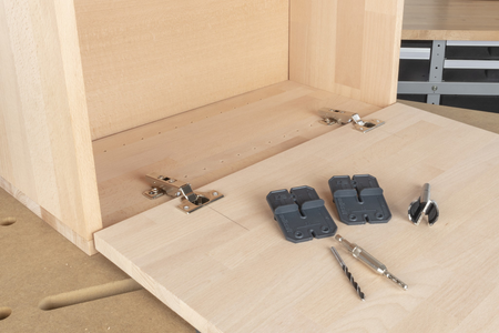 Project Set for Installing Ø 35 mm Cup Hinges